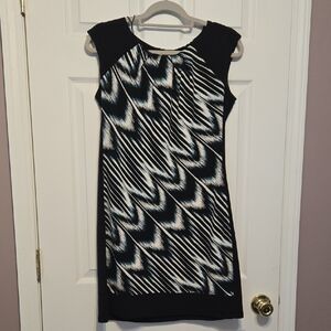 London Times Black and White Geometric Midi Dress